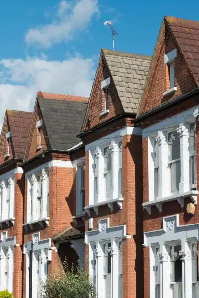 The Question Every Homeowner Asks: When Should I Serve Notice Crawley?
